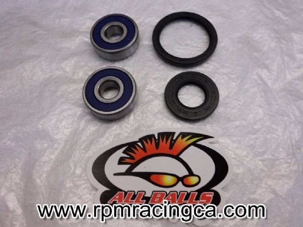 Front Wheel Bearing & Seal Kit 84+